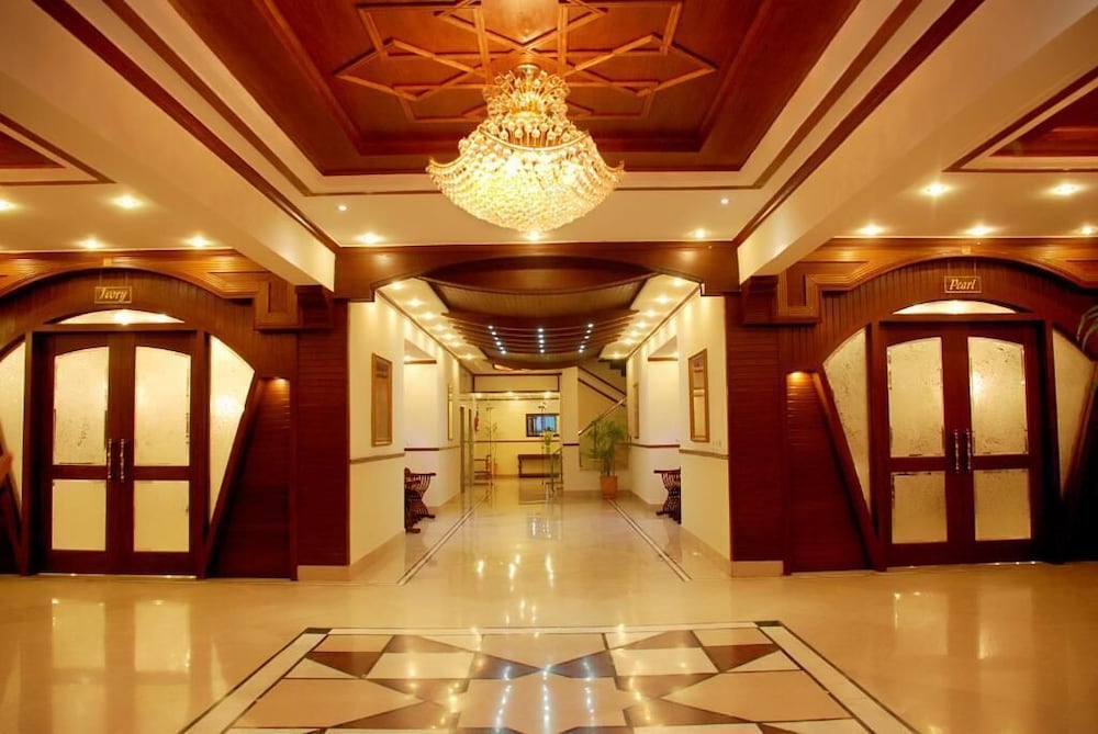 Islamabad Regalia Hotel 7/45