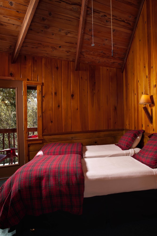 Idyllwild Bunkhouse 15/46