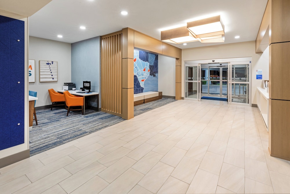Holiday Inn Express Hotel Suites Dumas 57/72