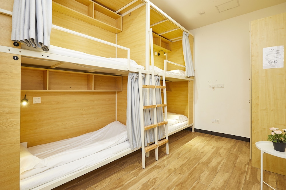 Shanghai Meego Youth Hostel 23/50