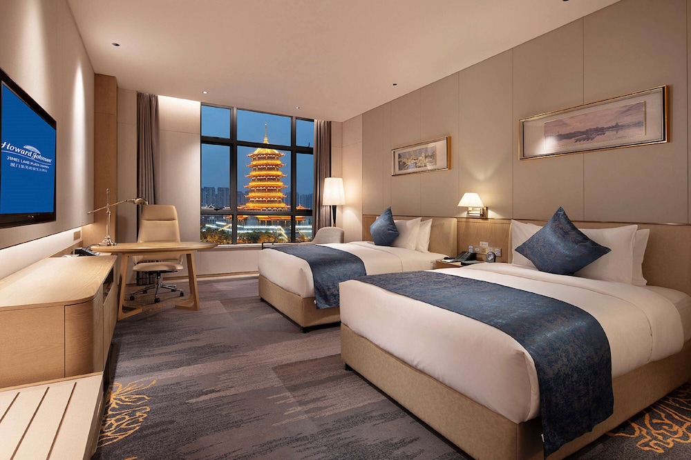 Howard Johnson by Wyndham Jimei Lake Plaza Xiamen 14/51