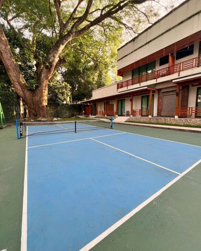 Paraiso Rainforest and Beach Hotel 25/48