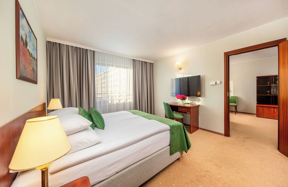 Gromada Hotel Warsaw Center 16/73