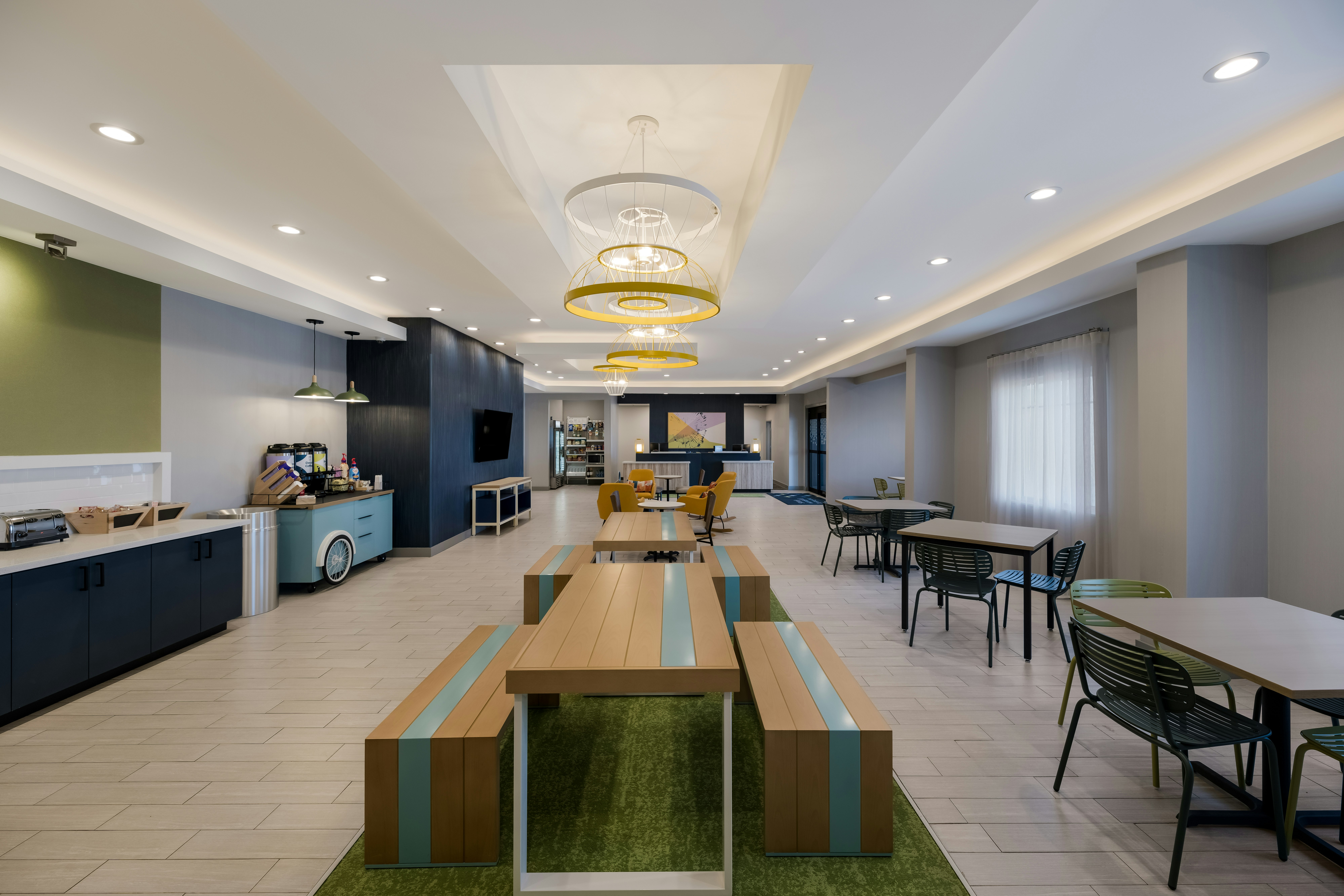 Spark by Hilton Midland South 23/30