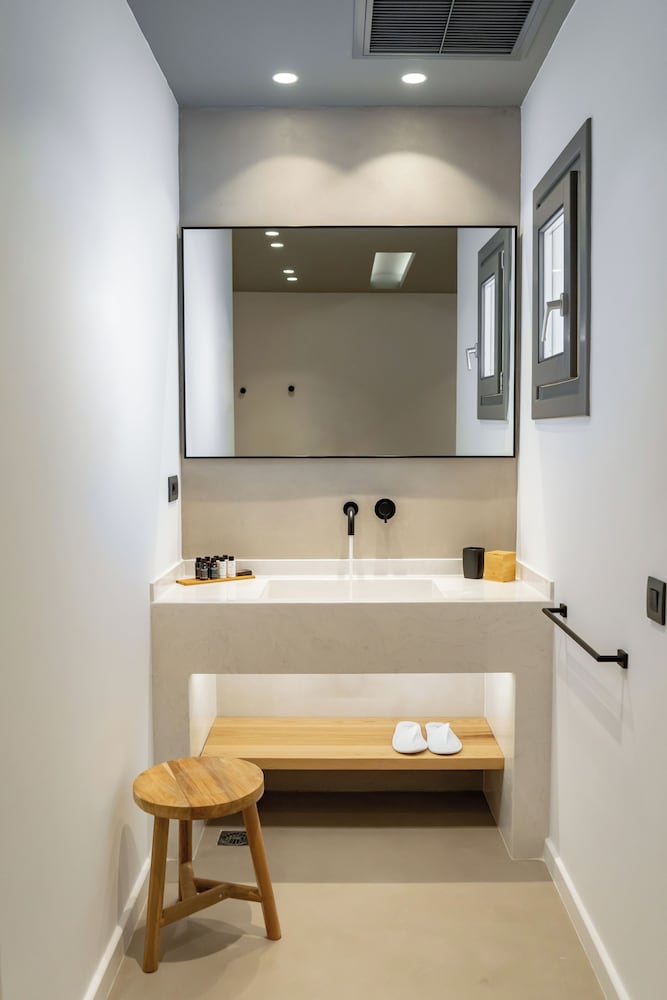 Lemon Suites Santorini 4/50