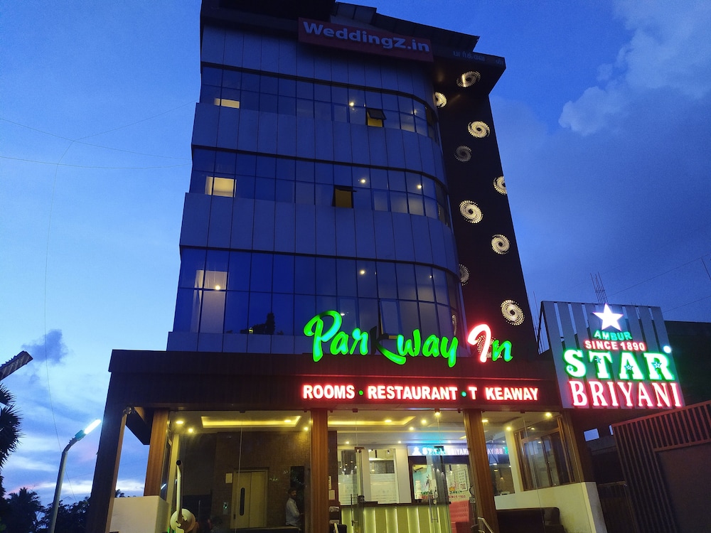 Hotel Parkway Inn 1/25