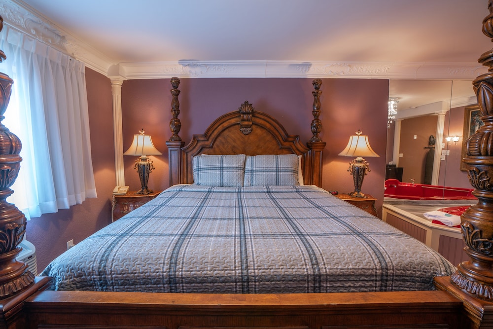 Hyannis Plaza Hotel 16/63