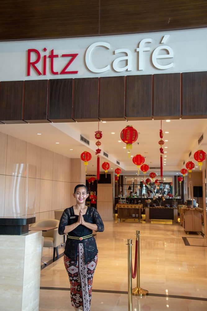 Orchardz Hotel Industri 6/30