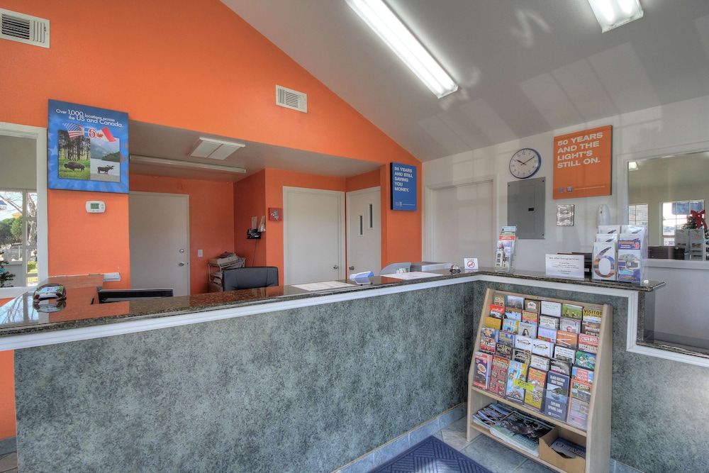 Lobby at Motel6 Kerrville, TX, KERRVILLE - TX