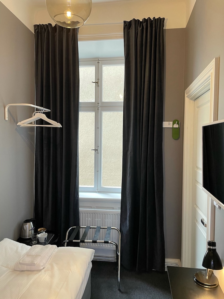 Unique Hotel Jungfrugatan 51/70