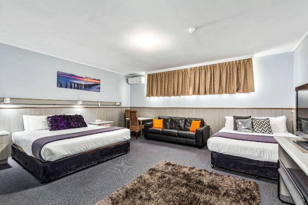 Upgrade, King Bed