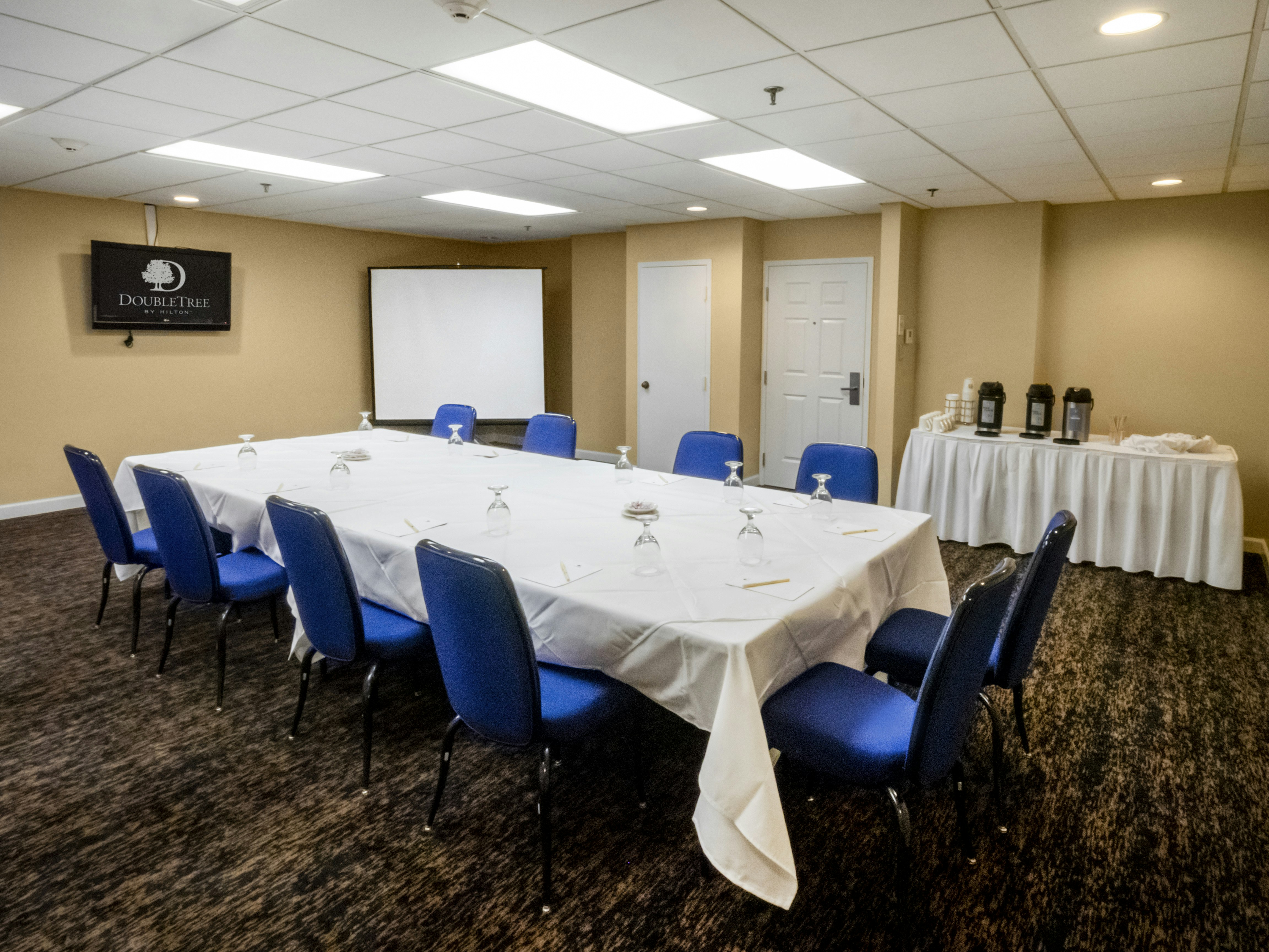 Doubletree By Hilton Buffalo Amherst 54/64