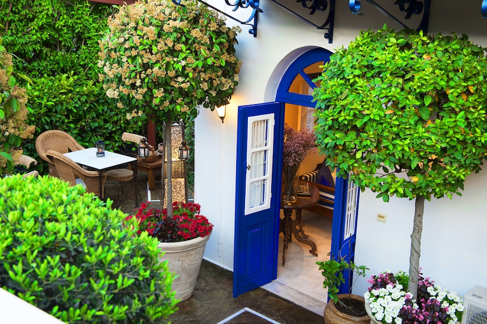 Armata Boutique Hotel Spetses 54/60