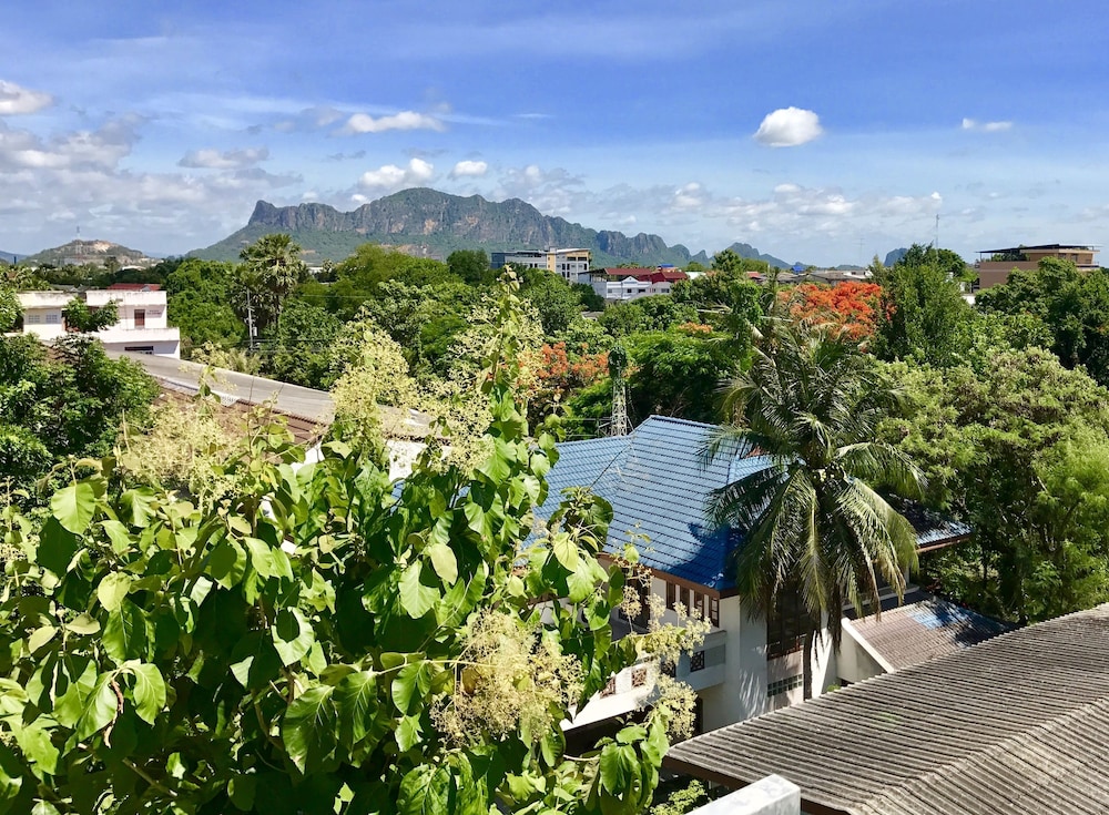 The Beach Cha Am Residence 92/100