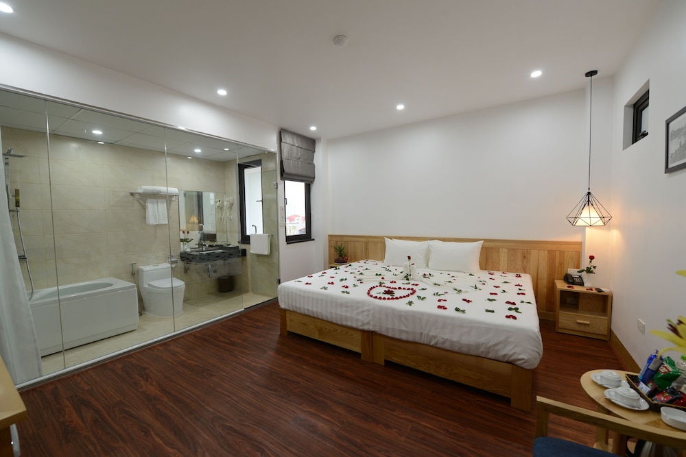 Blue Hanoi Inn City Hotel 17/50