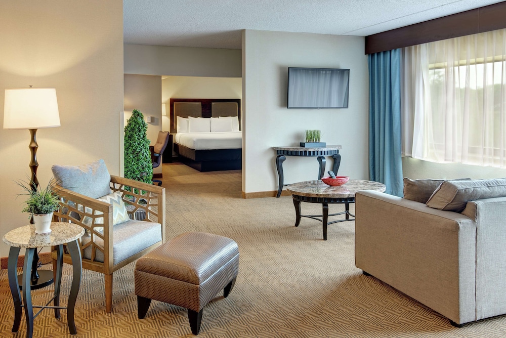 DoubleTree by Hilton Hotel Tinton Falls - Eatontown 26/51
