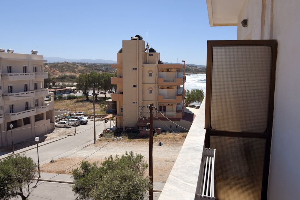 Klinakis Beach Hotel 3/60