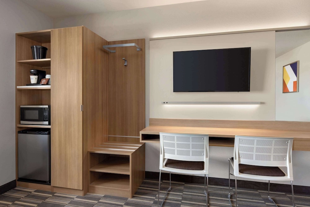 Microtel Inn Suites By Wyndham Gambrills 42/50