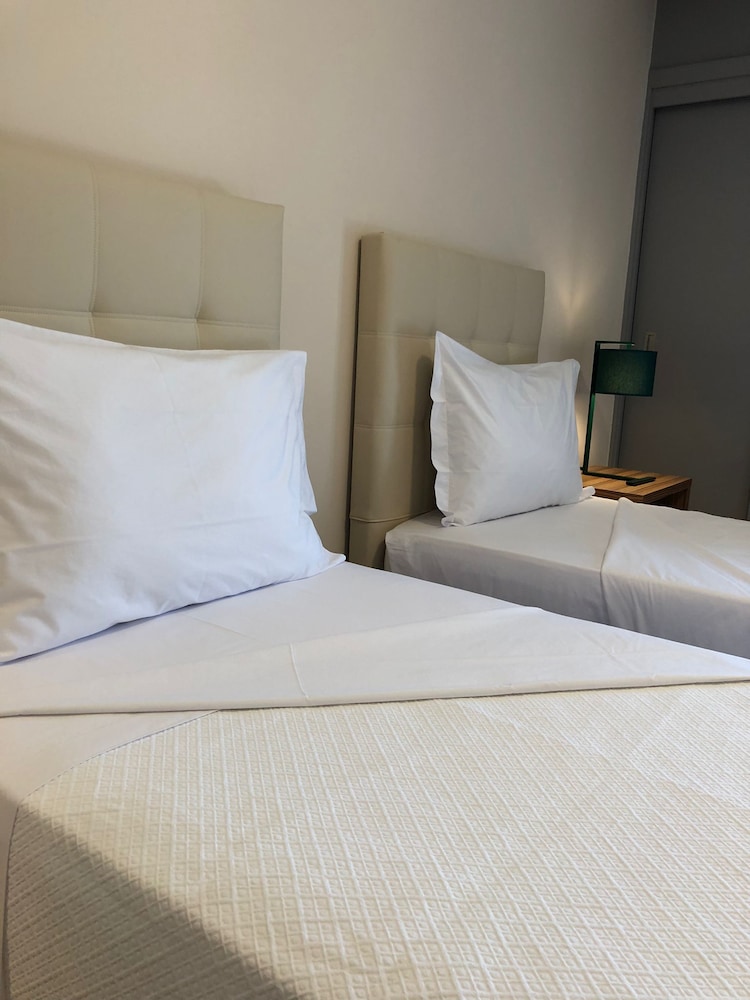 Villa Rey Spa Hotel 6/21