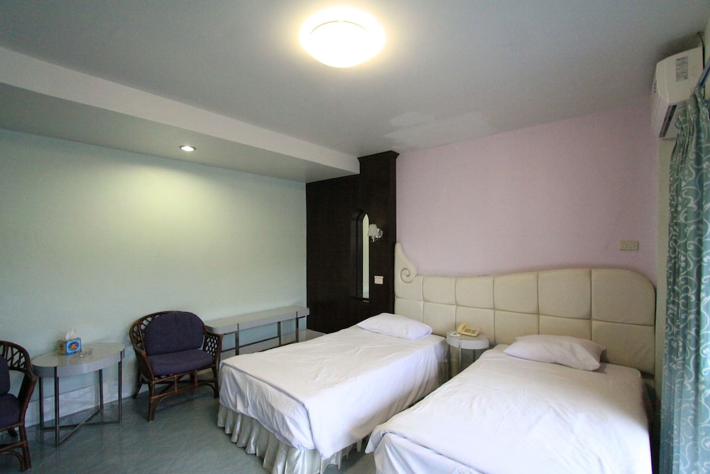 Rangrong Hotel 11/22