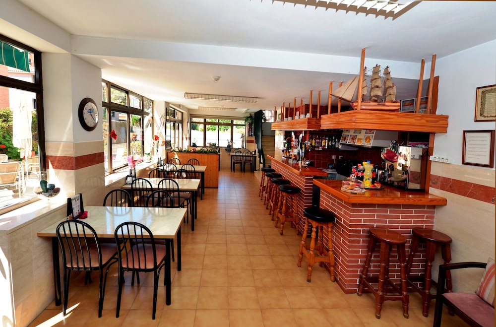 Magnolia 34/46