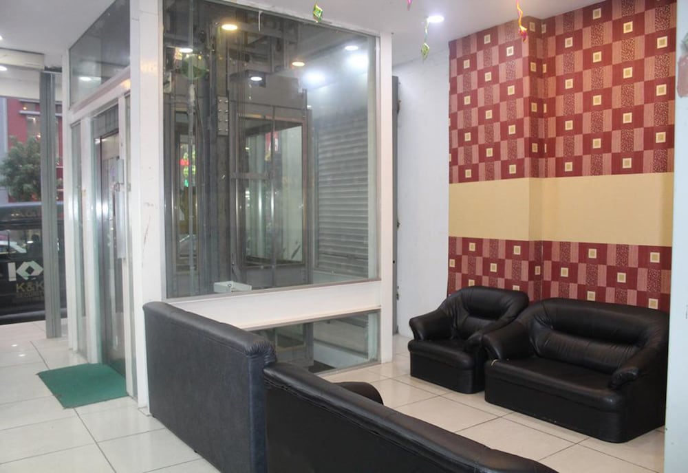 T Hotel Jalan Tar 40/45