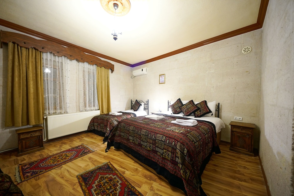 Arch Palace Hotel 15/49