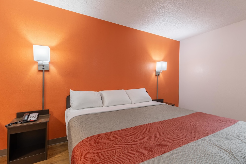 Motel6 Bryan, TX - University Area 23/44