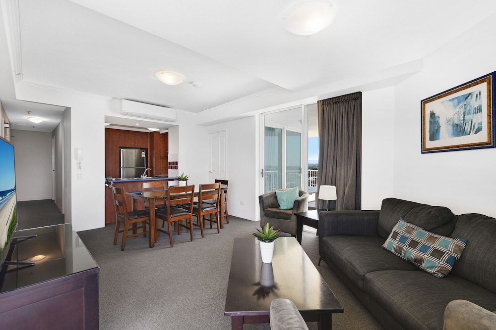Crystal Bay On The Broadwater 45/79