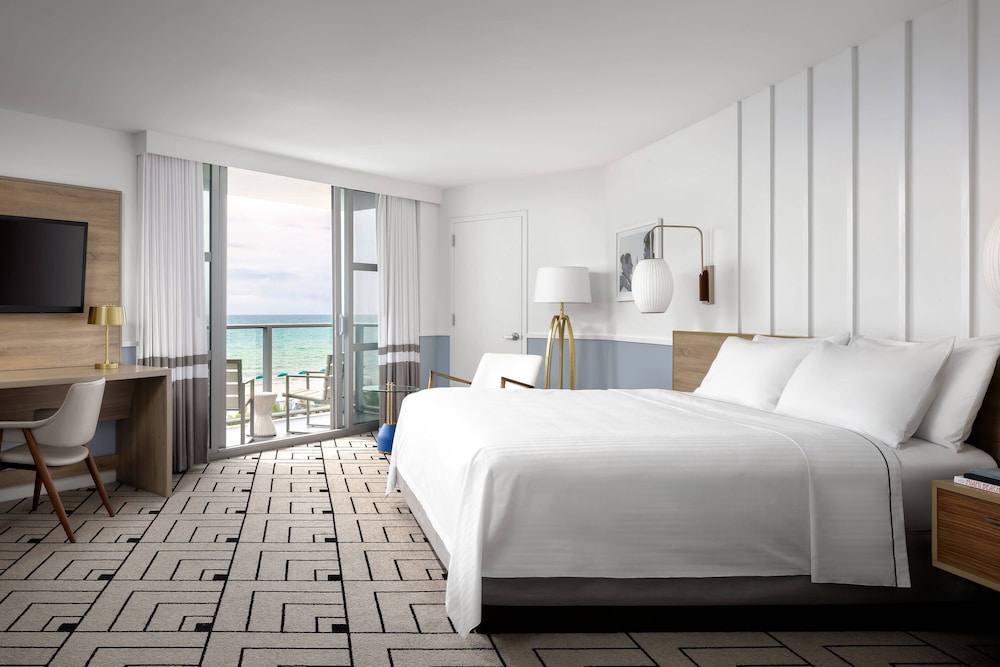 Premium, King Bed, Ocean Front