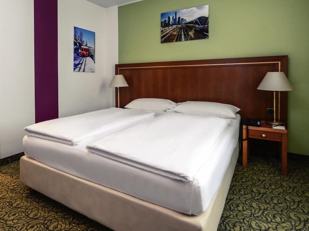 Hotel Mercure Wien Westbahnhof 24/71