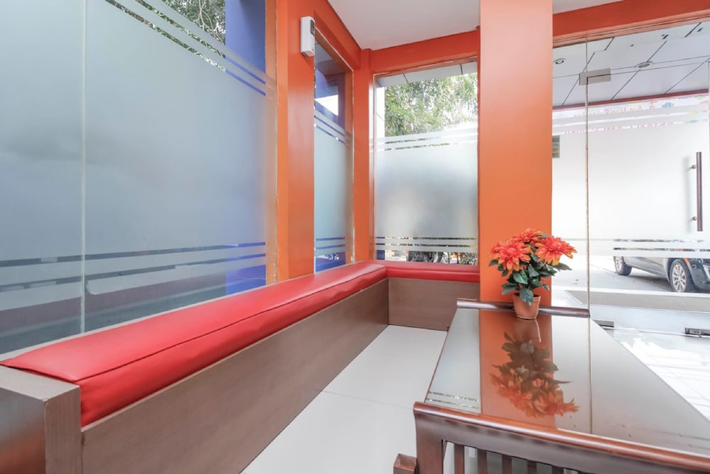 Reddoorz Plus Jalan Pemuda Jakarta 25/34