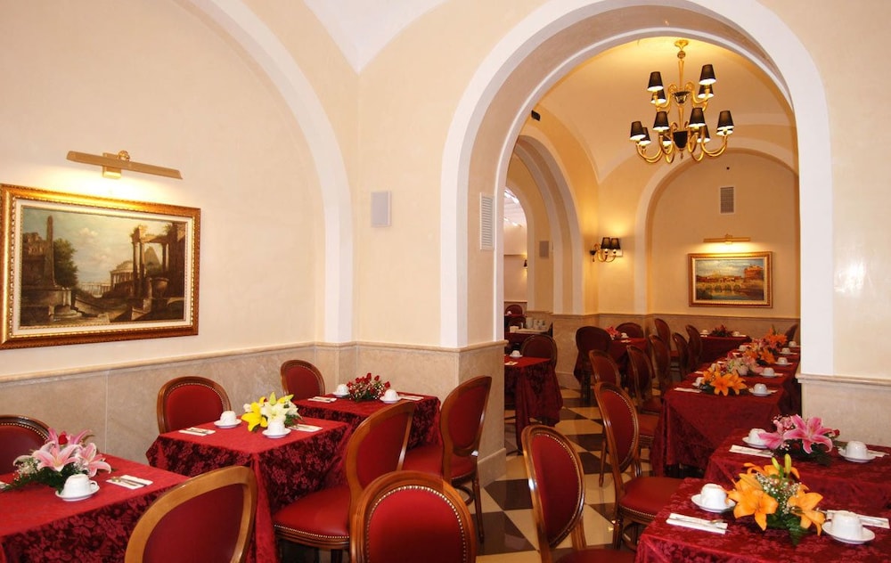 Hotel Campidoglio 41/51