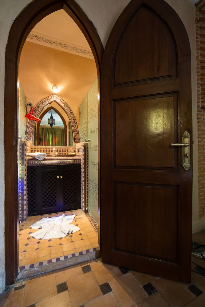 Riad Mabrouk 5/50