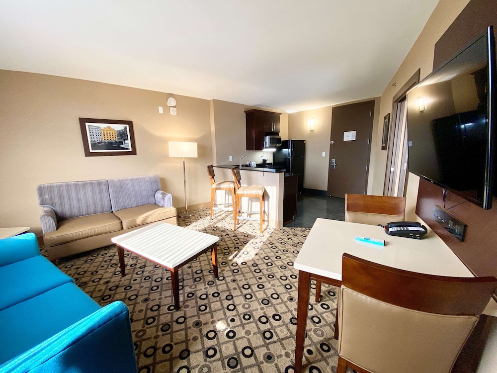 Radisson Hotel Southfield-Detroit 39/53