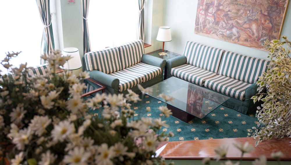 Flora Hotel Milan 42/49