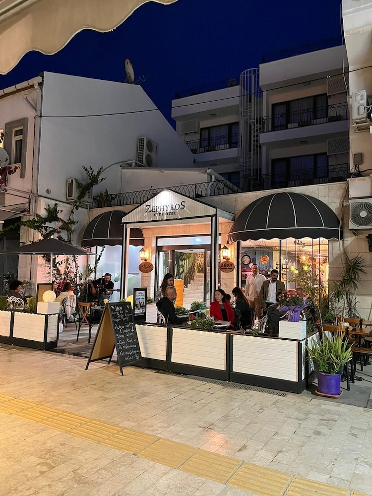 Zephyros City Otel 5/47