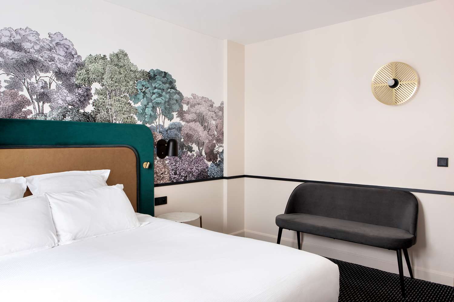 غرفة بريستيج بسرير كينج مع أريكة، Best Western Plus Hotel du Pont Wilson 3/6