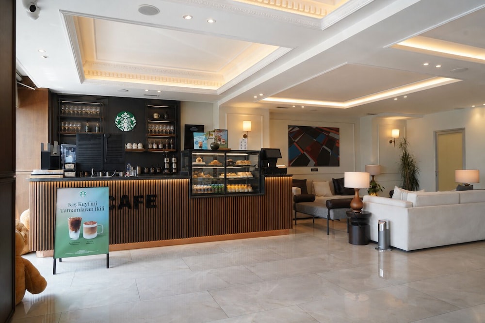 The Biancho Hotel Pera 11/73