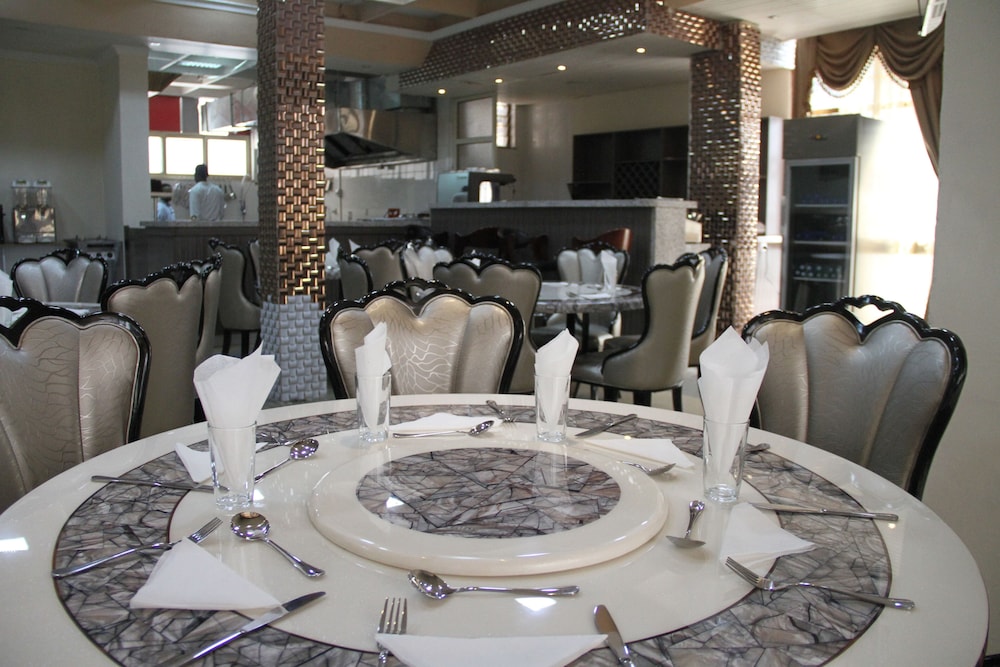 Emmad Furnished Hotel 34/50