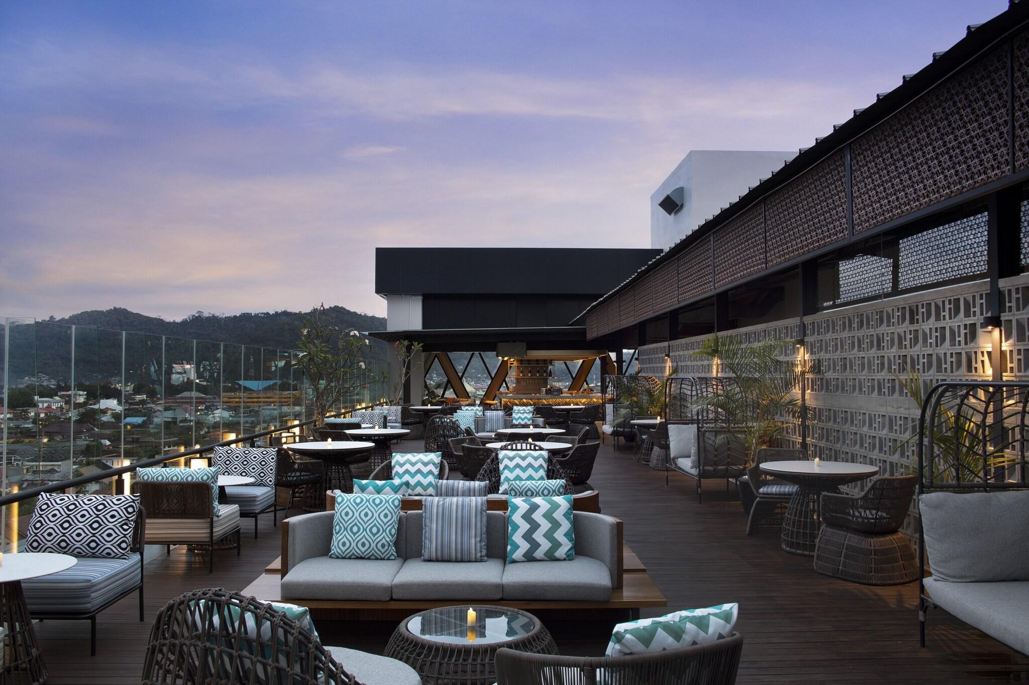 Hotel Santika Premiere Padang 16/21