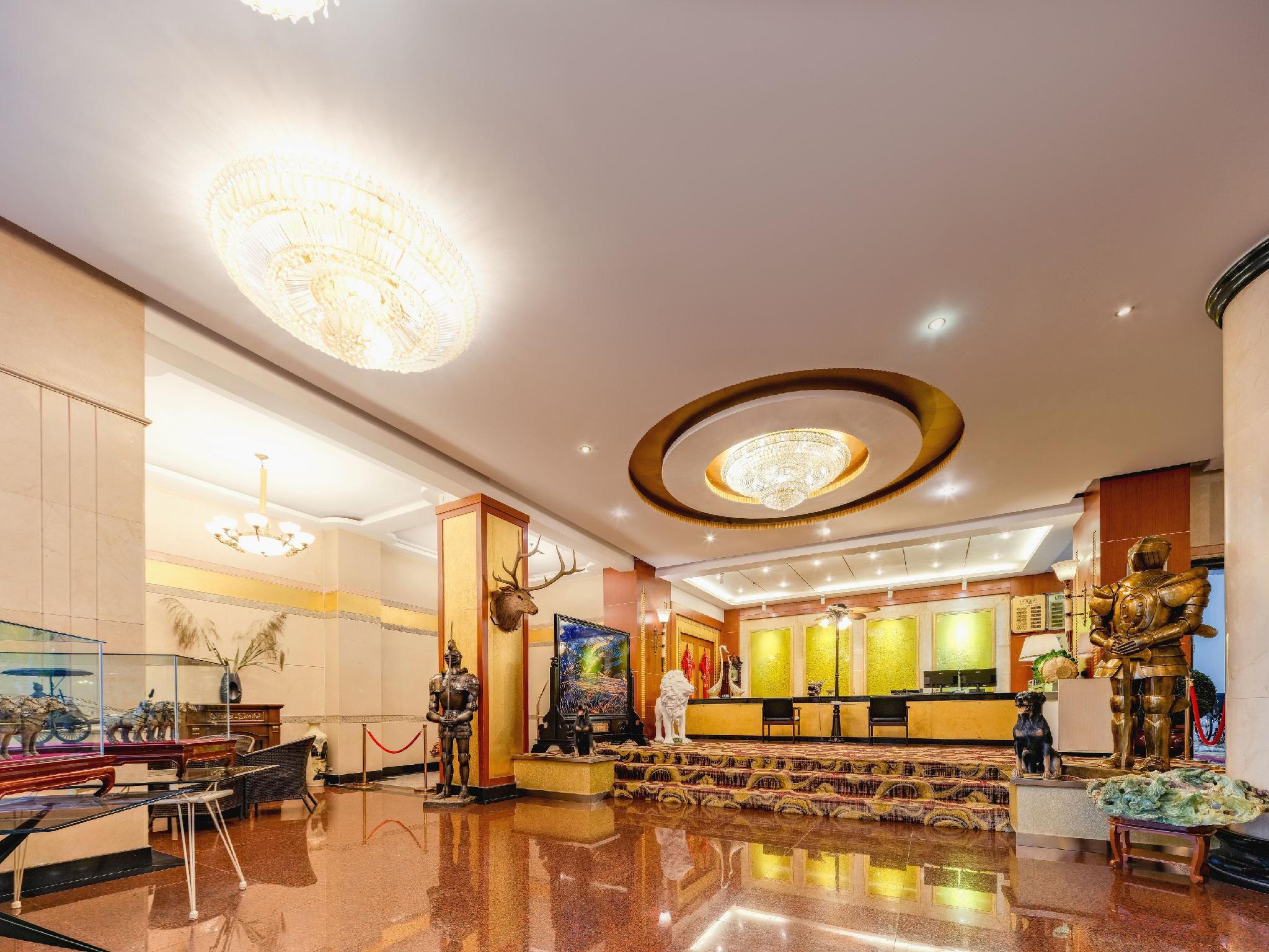 Longma Hotel 5/29