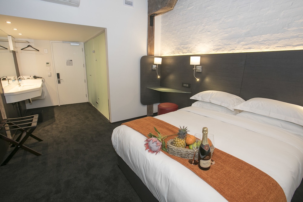 Signature Lux Hotel By Onomo Waterfront 20/79