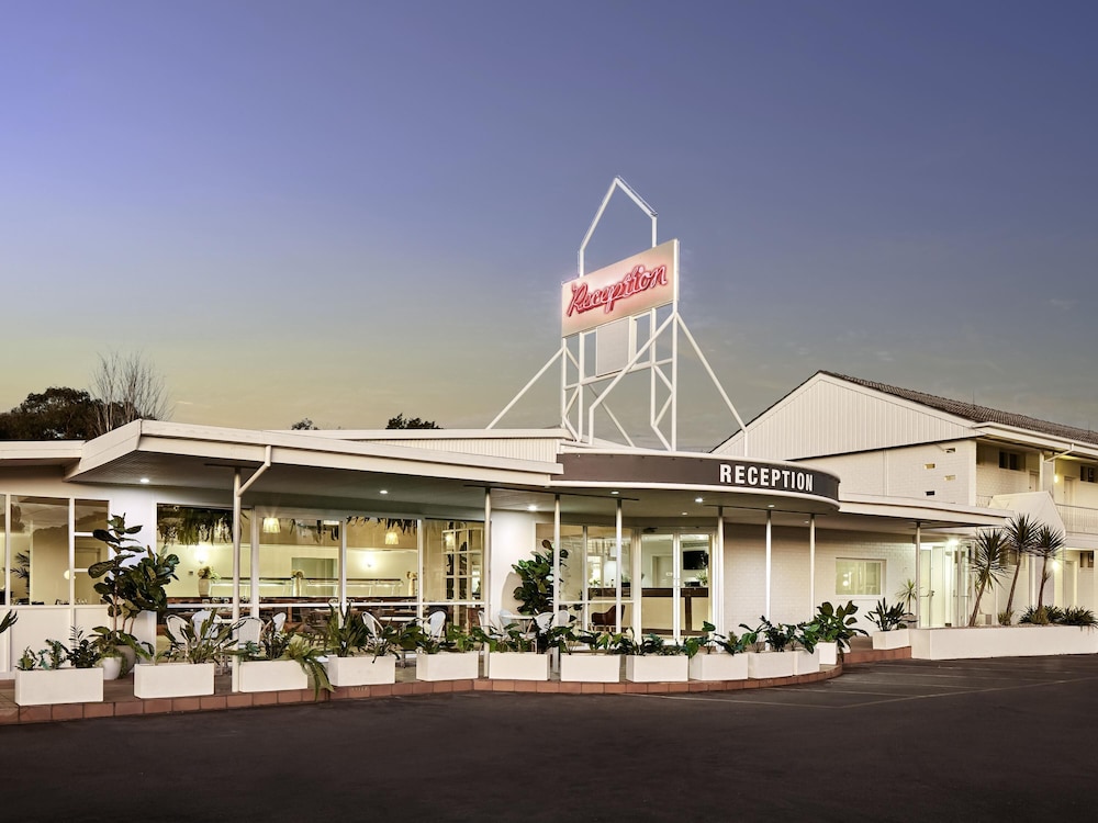 Ibis Styles Tamworth 2/51