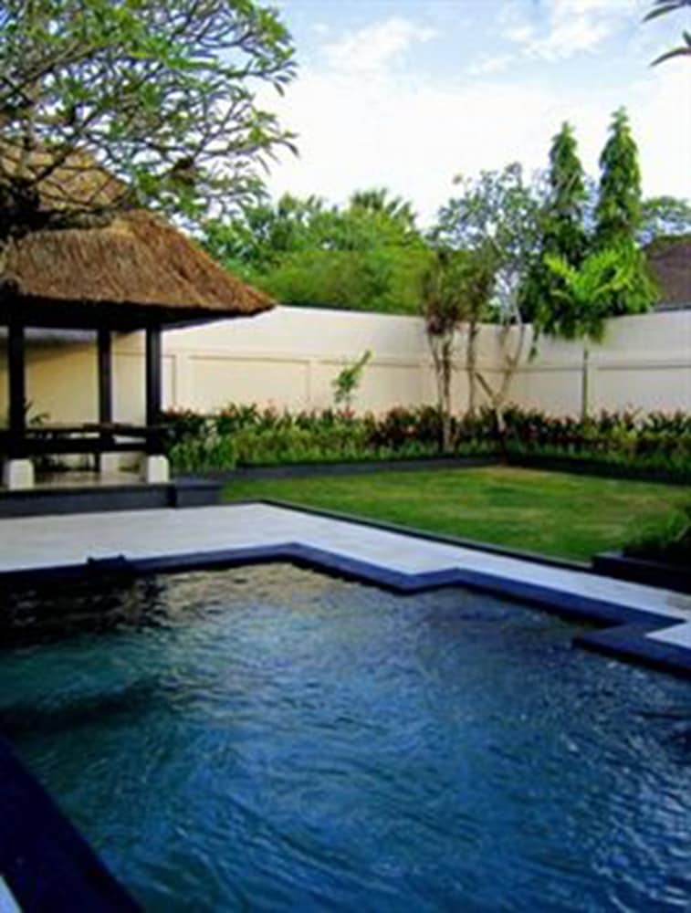 The Tukad Villa Kt 37/48