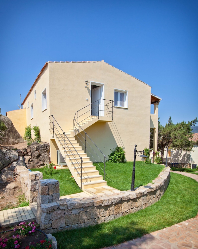 RESIDENCE STELLA DI GALLURA 47/50