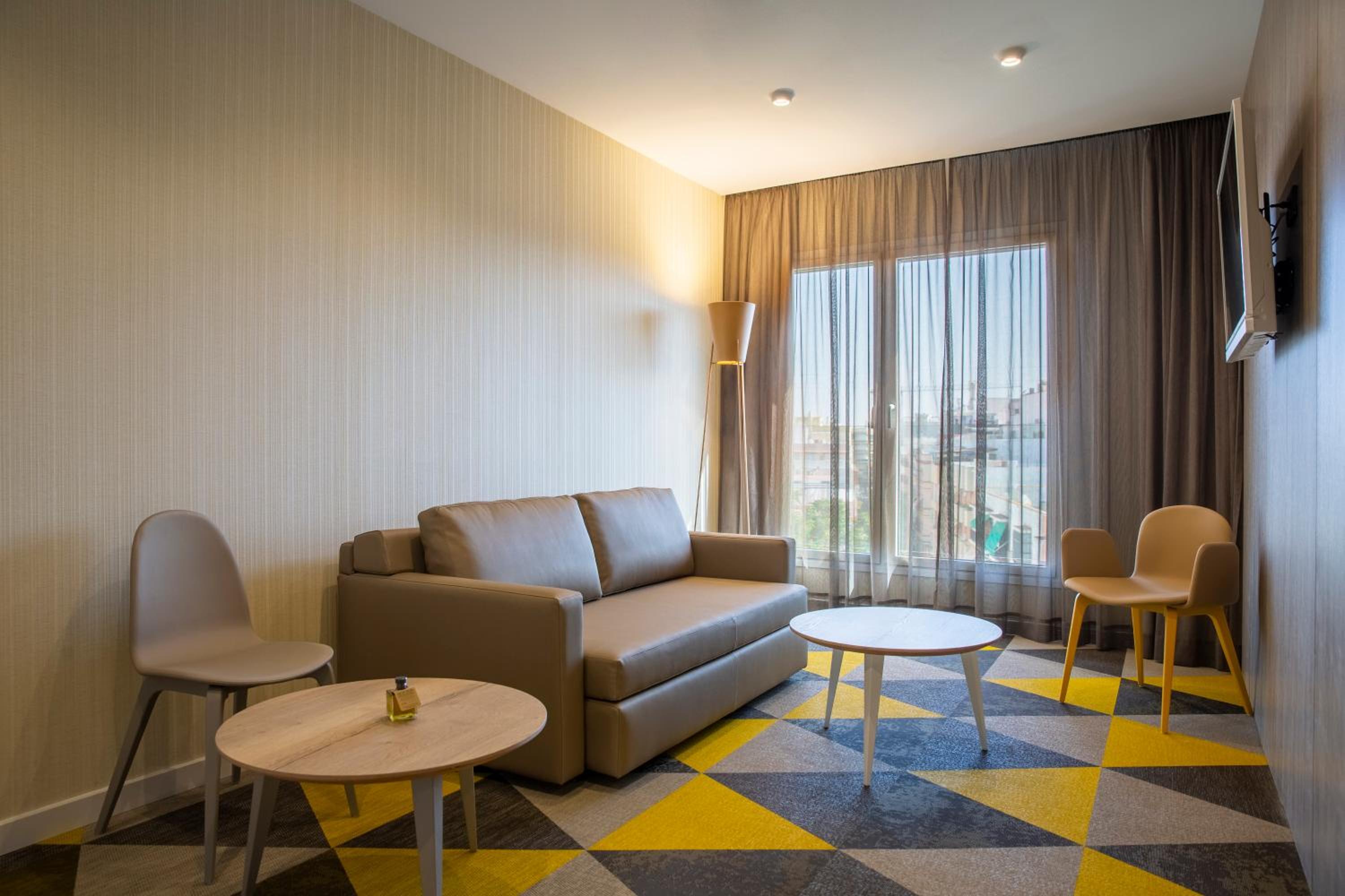 JUNIOR SUITE, FAMILY