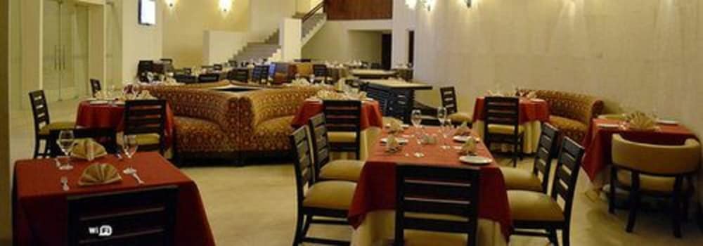 SUN HOTEL 53/68