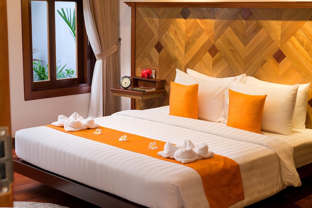 Khmer House Resort 8/50