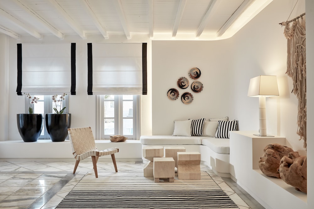 Mr Mrs White Paros 58/76